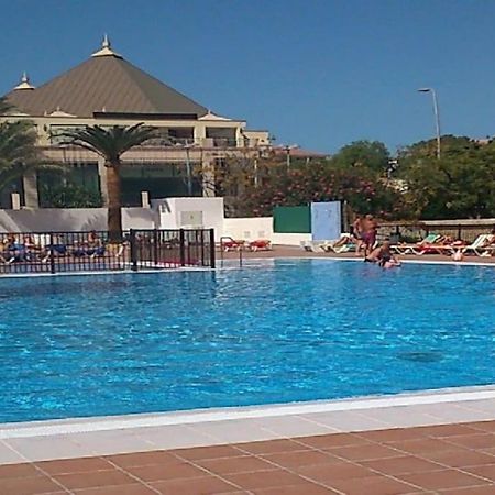Studio In Torres Del Sol Griffin Near The Beach อาโรนา ภายนอก รูปภาพ