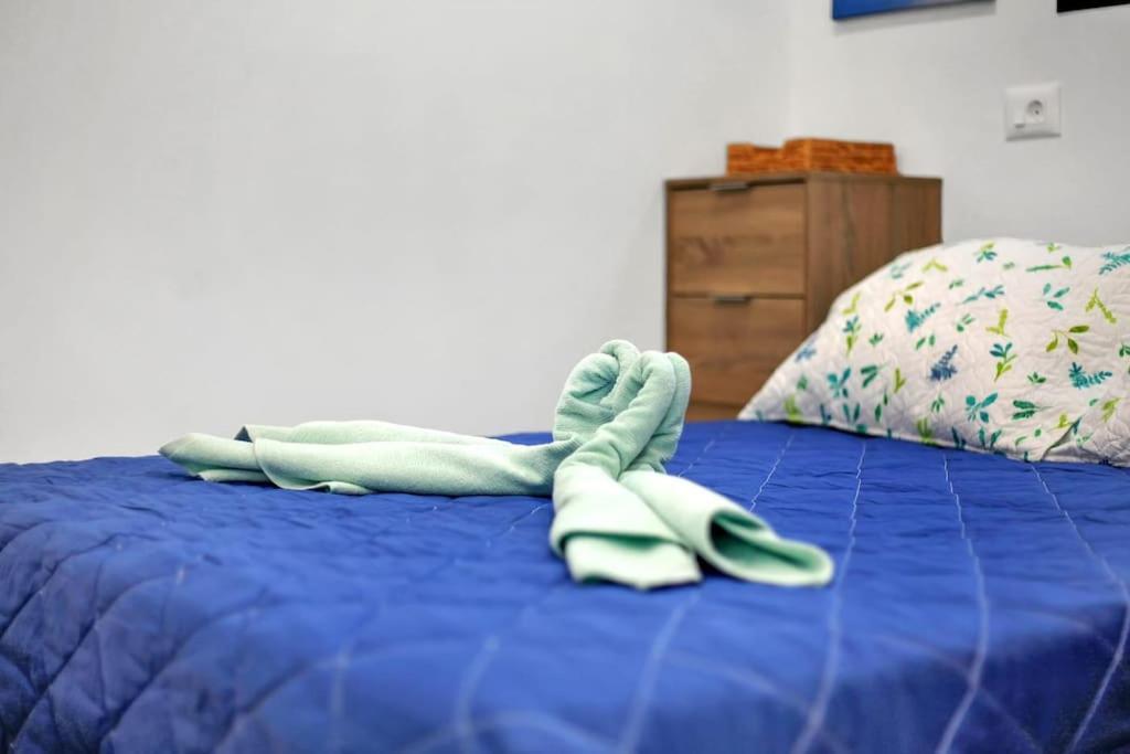 Studio In Torres Del Sol Griffin Near The Beach อาโรนา ภายนอก รูปภาพ