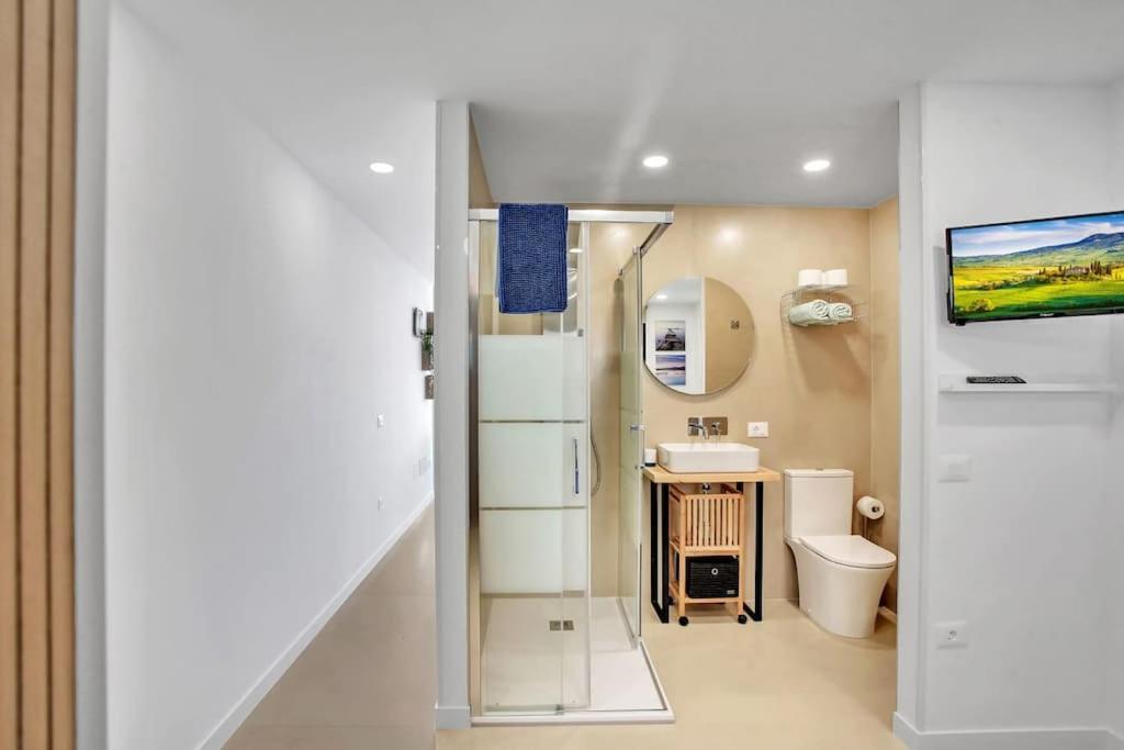 Studio In Torres Del Sol Griffin Near The Beach อาโรนา ภายนอก รูปภาพ