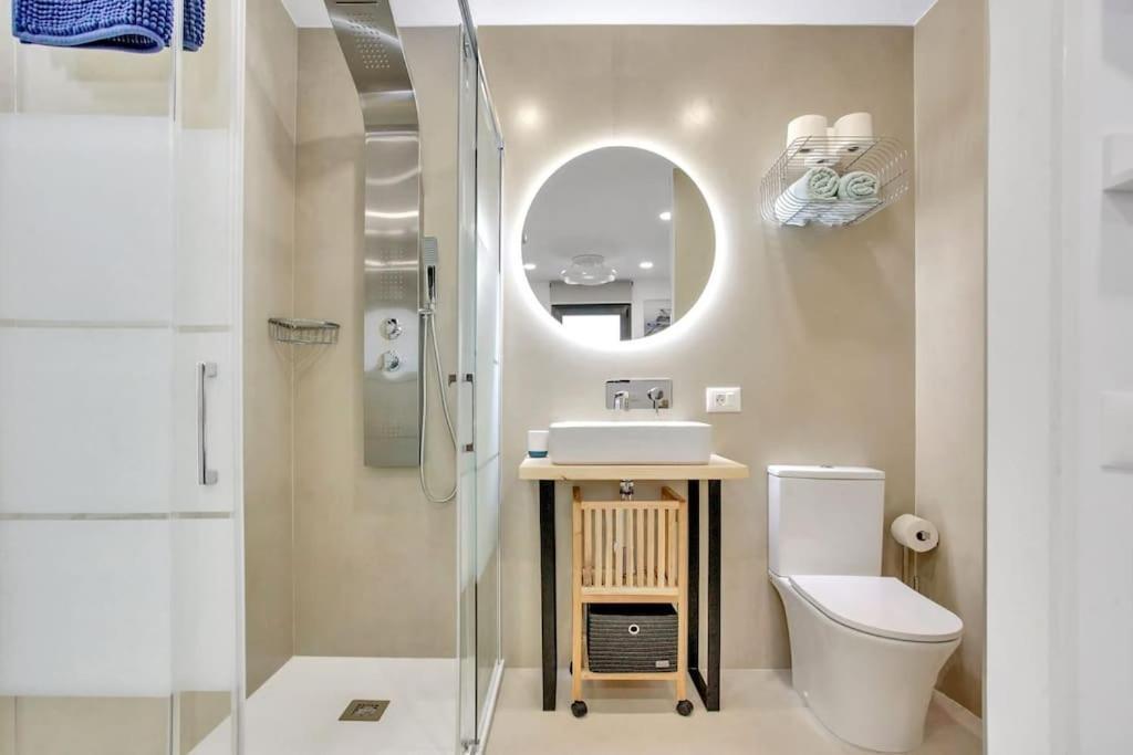Studio In Torres Del Sol Griffin Near The Beach อาโรนา ภายนอก รูปภาพ